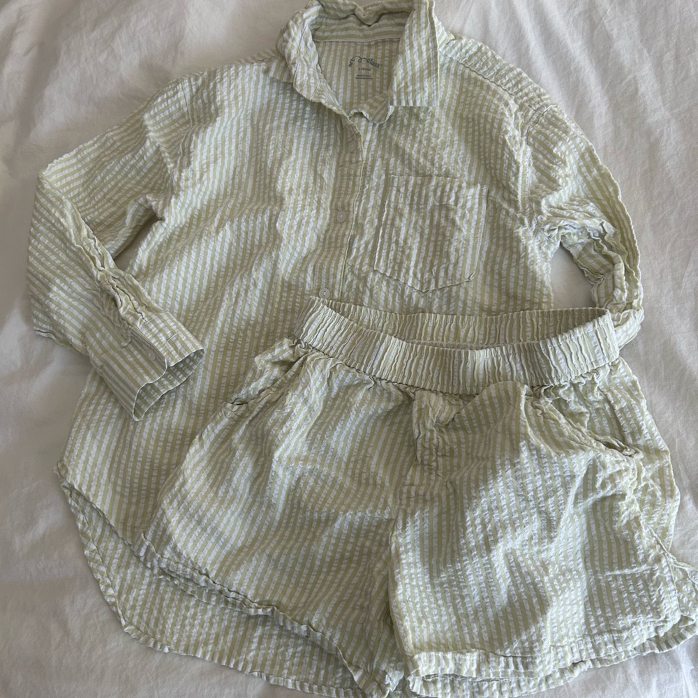 Striped Kids Pajamas Set - Green
